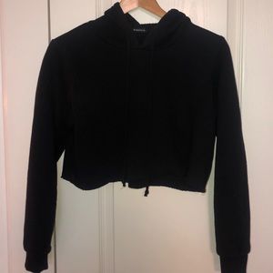 BRANDY CROPPED HOODIE🌙